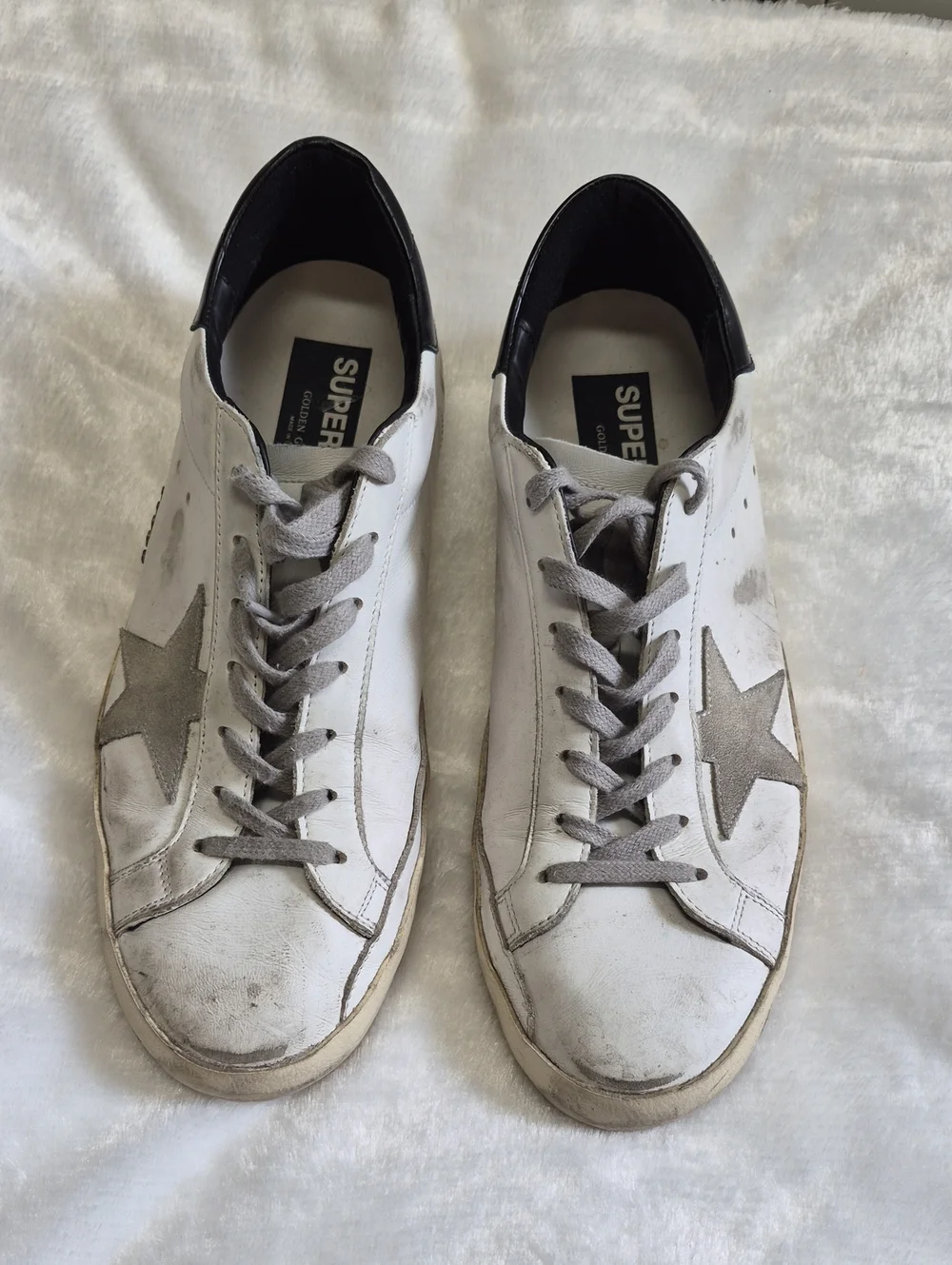 Golden Goose White Leather Low-Top Sneakers with Gray Star